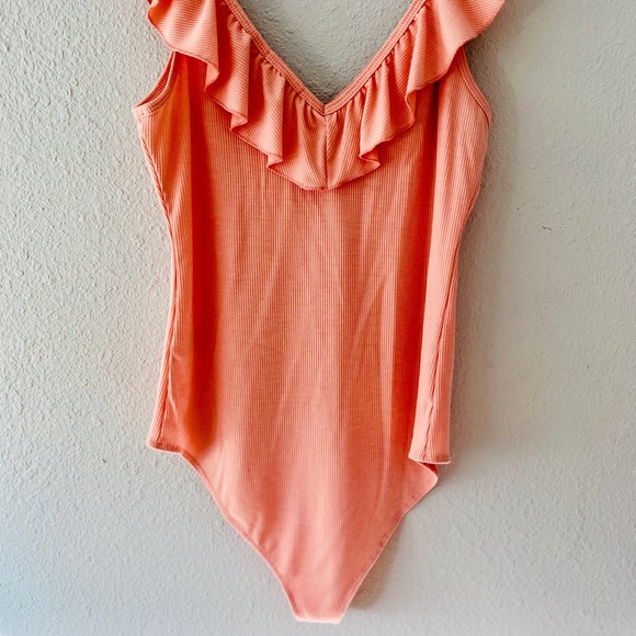 90’s Pretty in Pink Ruffle Bodysuit- L - Picture 5 of 9